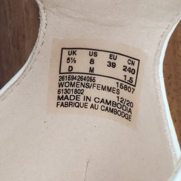 Clarks Sandals Women's 8 M White Leather Ankle Strap Block Heel Snake Print - Picture 10 of 10